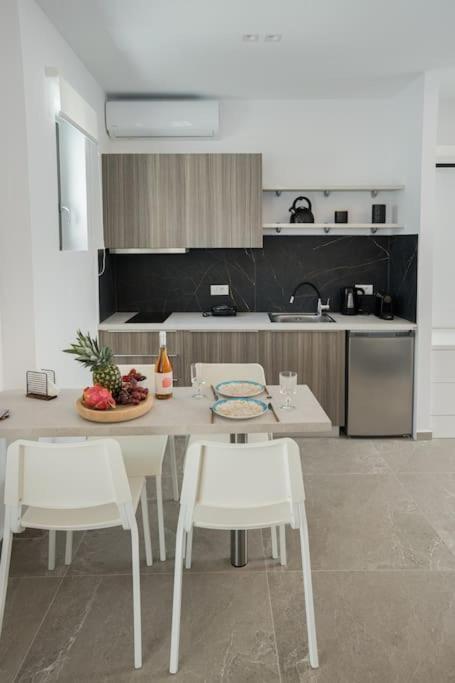 Minoas Suite The Sense Of Luxury Heraklion Exteriör bild
