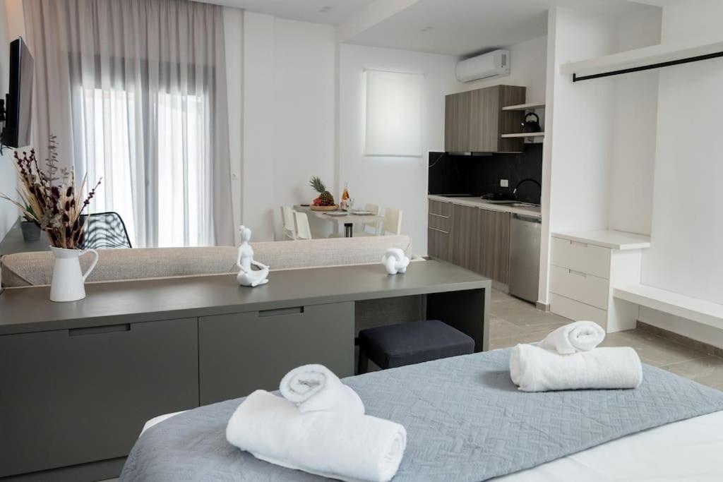 Minoas Suite The Sense Of Luxury Heraklion Exteriör bild