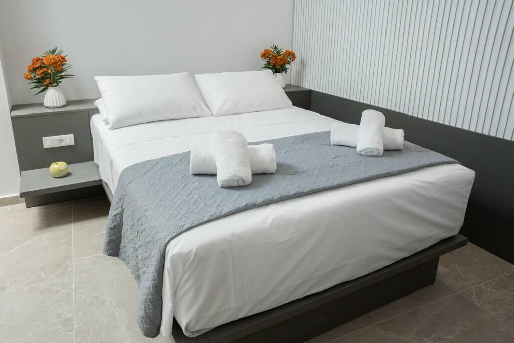 Minoas Suite The Sense Of Luxury Heraklion Exteriör bild